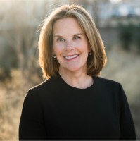 Holly Lange