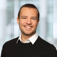 Lukas Wolf Email
