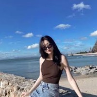 Elle Wong Email