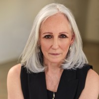 Kim Saunders Email & Phone Number