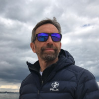 Hugh Chambers E-Mail & Telefonnummer