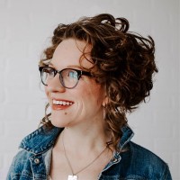 Molly McCabe Email & Phone Number