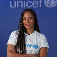 Maíra Souza Email & Phone Number