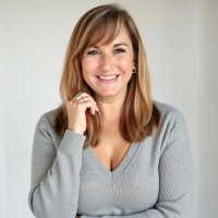 Amanda Synan Email & Phone Number