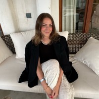 Lina Ziesmer Email