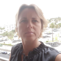 Karin de Jong Email