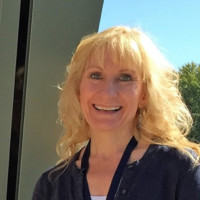 Nashua Community College Employee Lisa Yorio's profile photo