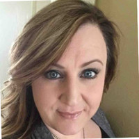 Robert Half Employee Deanna V's profile photo