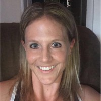 HireHonest.com Employee Loni Bowen's profile photo