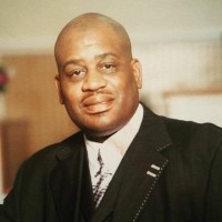 Shaun Seales