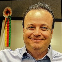 Fabrica Nacional de Amortecedores Ltda. Employee Jean Labatut's profile photo