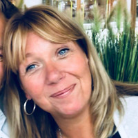 Nicole van Dijk Email
