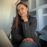 Compari.ro Employee Ramona Bustea's profile photo