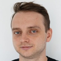 Piotr Burdyński Email