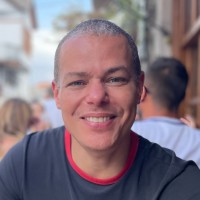 Loz Gray Email & Phone Number