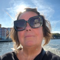 Elisabeth Falk Email & Phone Number