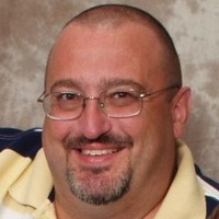 Amazon Employee Robert Esser's profile photo