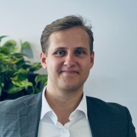 Simon Holm Email & Phone Number