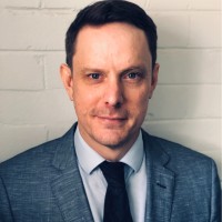 Mike de Vries Email