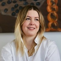 IA Employee Larissa Vendramini's profile photo