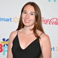 USC School of Cinematic Arts Employee Lauren Loesberg's profile photo