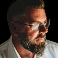 Dave Page Email & Phone Number