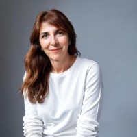 Viviana Fernández Email