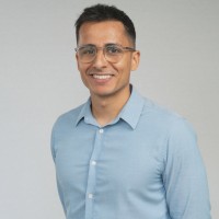 Metric Search Employee Alex Alves-Khan's profile photo
