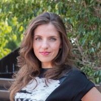 Julia Melymbrose Email & Phone Number