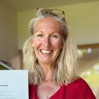 Yvonne Vitte Email