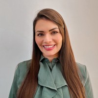 Aline Mello Email