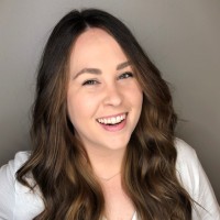 Chloe Olson Email & Phone Number