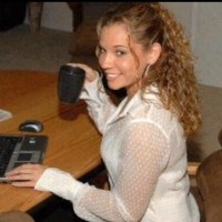 Kente & Silk Employee Vany Vanessa's profile photo