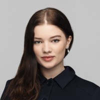 icons - consulting by students Employee Carolin Remy's profile photo