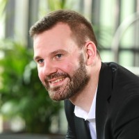 Florian Pfeiffer Email
