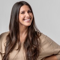 Stephanie Savvides Email & Phone Number
