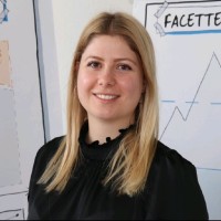 Lara Schwab Email