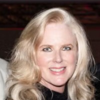 Estate Five Media Employee Suzanne Droese's profile photo