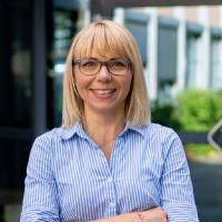 Maike Hausweiler Email