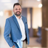 Ingenovis Health Employee Steven Roncal's profile photo