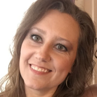 Kim Robbins Email & Phone Number