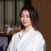 Emma Lu Email & Phone Number
