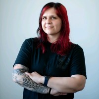 Online Birds Employee Anja Miller's profile photo