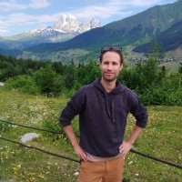 Róbert Dudás Email