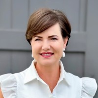Julia Lawson Email & Phone Number
