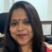 Email e telefono di Priya S