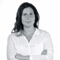 Ece Avcı Email