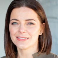 Felicia Akman Email & Phone Number