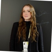 Júlia Maciello Email & Phone Number