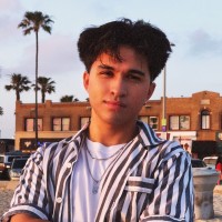 Eternos Employee Hunter Rebidue's profile photo